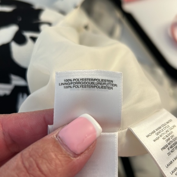 Black Label by Evan Picone Black & White Floral Flowy Dress Size 6 - Picture 7 of 7